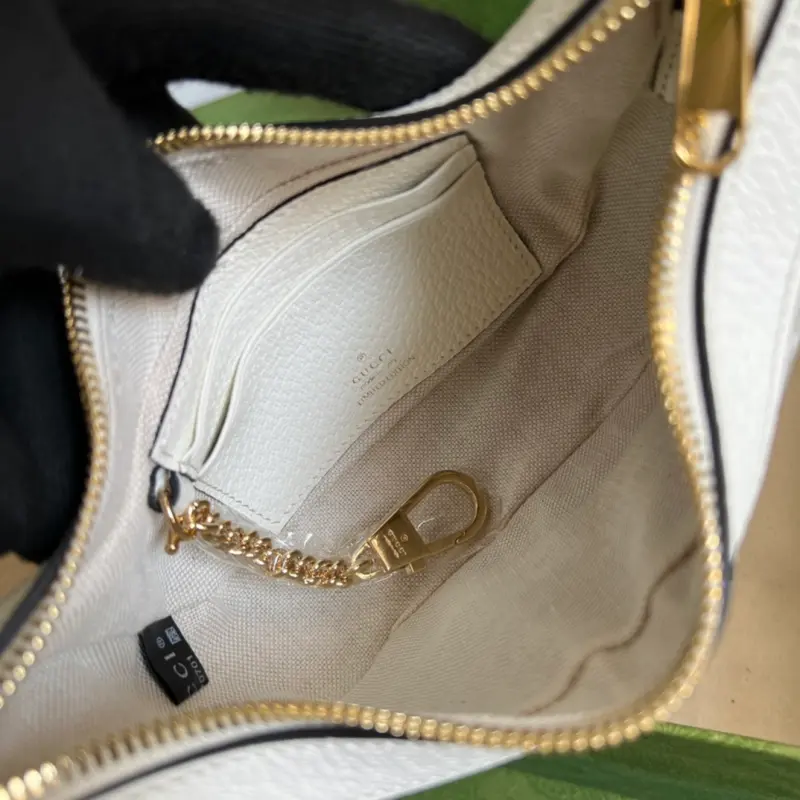 658551 CM 7 High-Quality Bags - Image 8