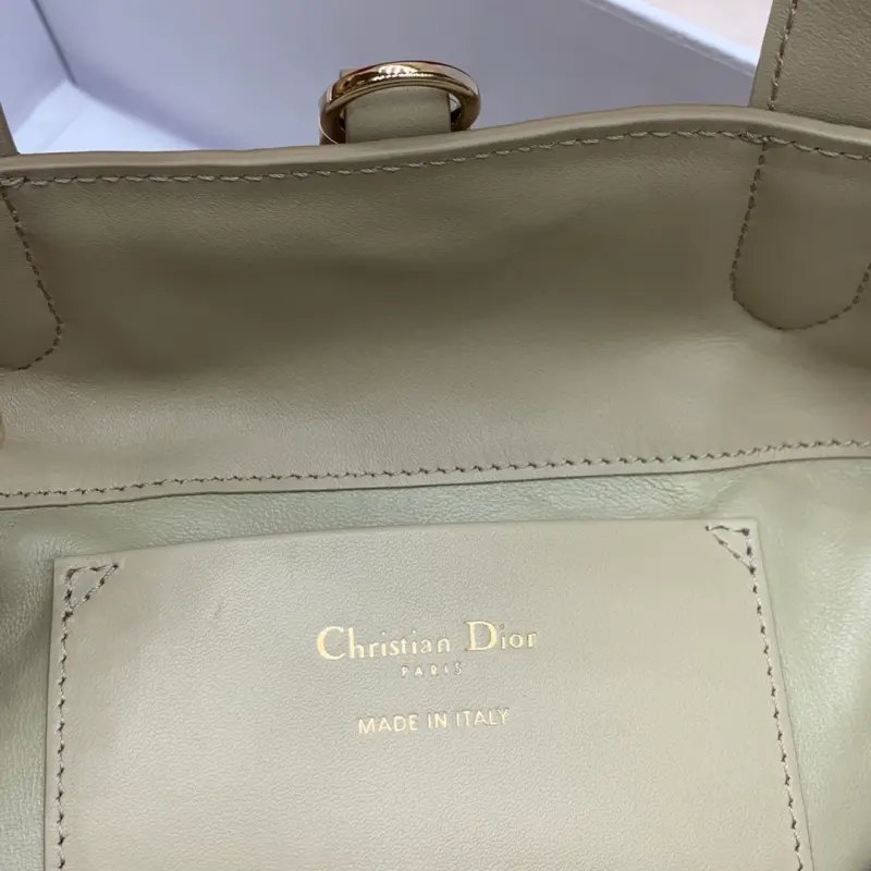 ML248 2 High Quality Bags - Image 8