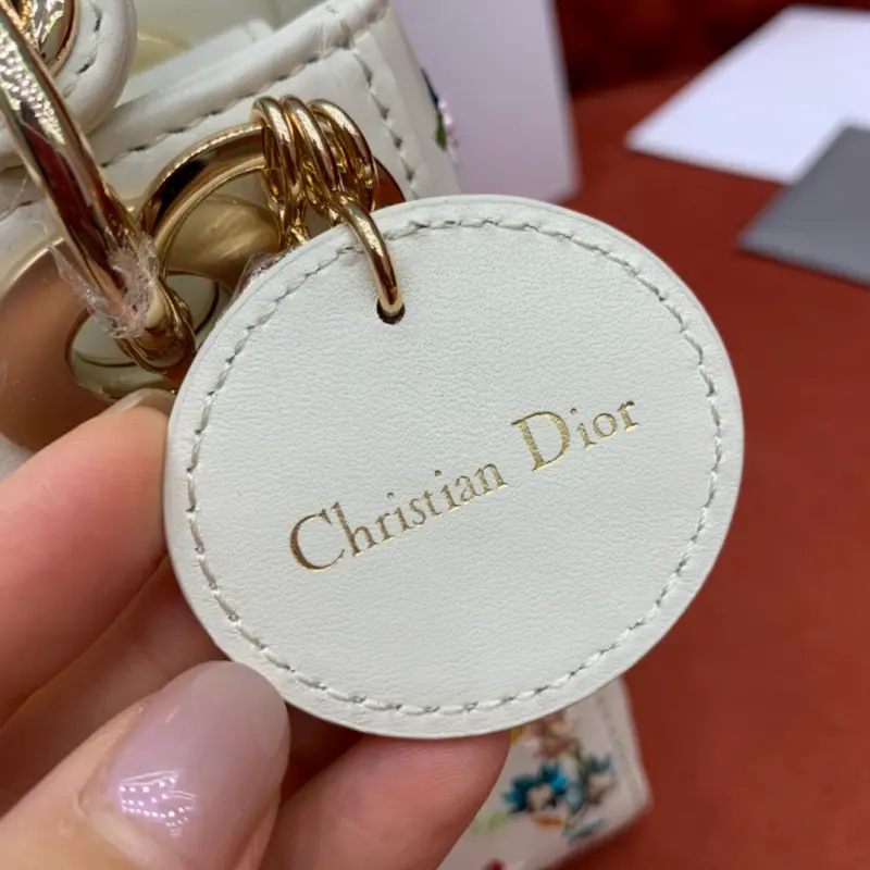 ML212 High Quality Bags - Image 16