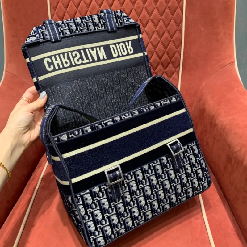 ML193 3 High Quality Bags - Image 8