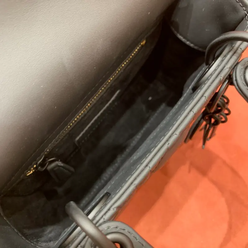 ML184 5 High Quality Bags - Image 7