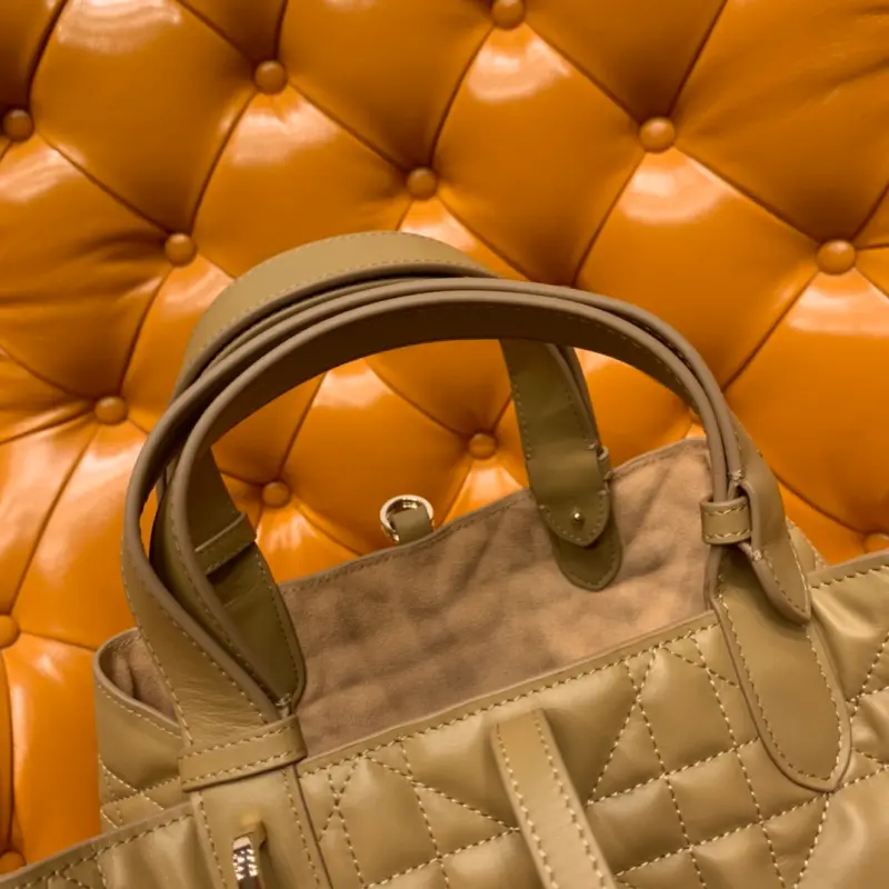 ML175 2 High Quality Bags - Image 8