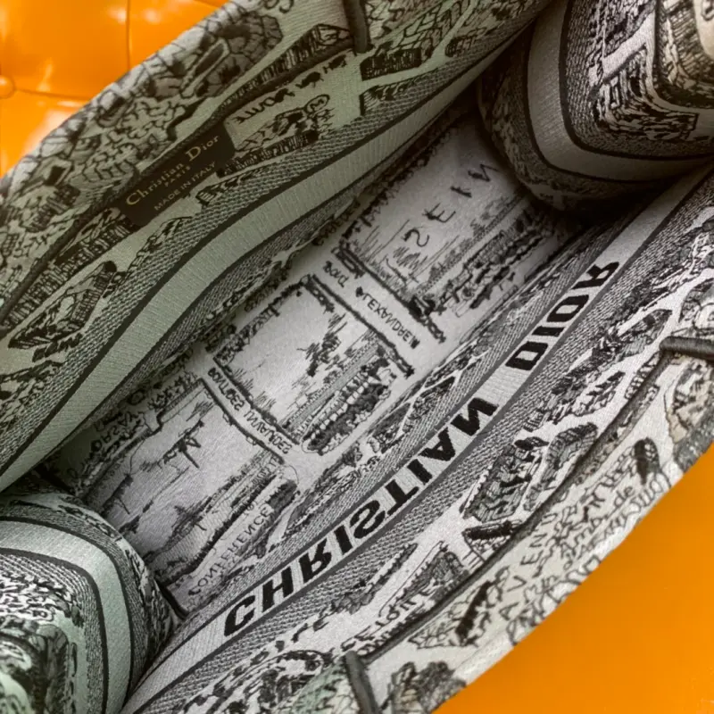 ML157 41cm High Quality Bags - Image 6