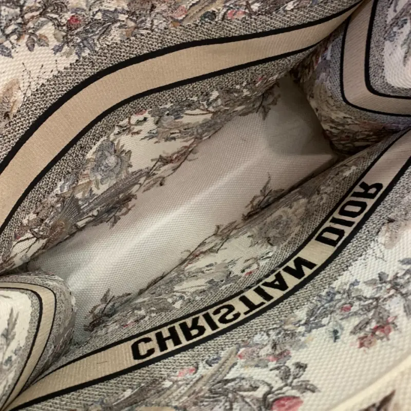 ML145 41cm High Quality Bags - Image 8