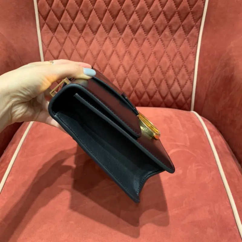 ML141 High Quality Bags - Image 8