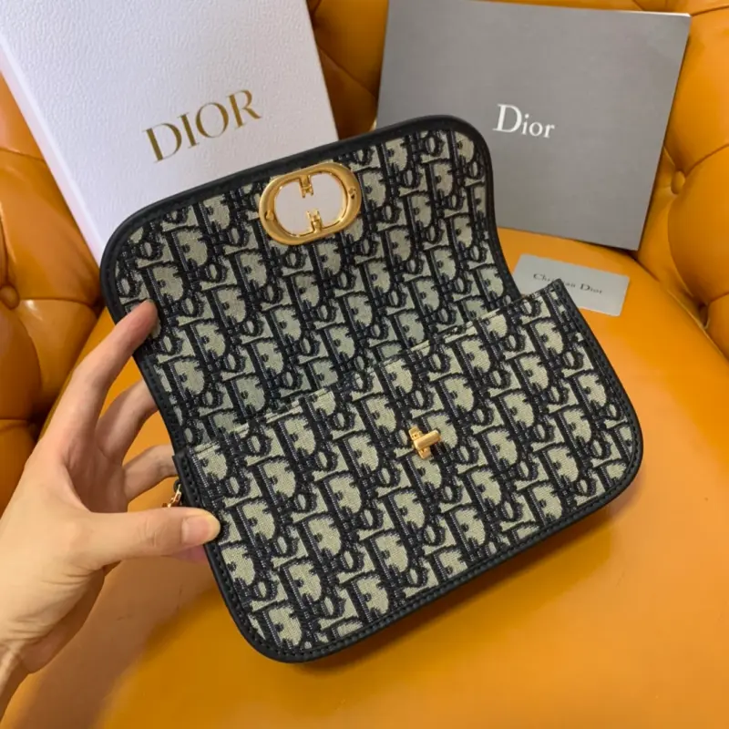 ML137 High Quality Bags - Image 8