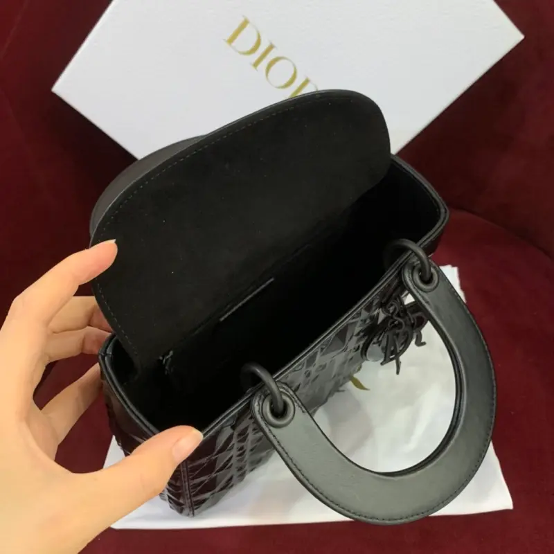 ML133 High Quality Bags - Image 8