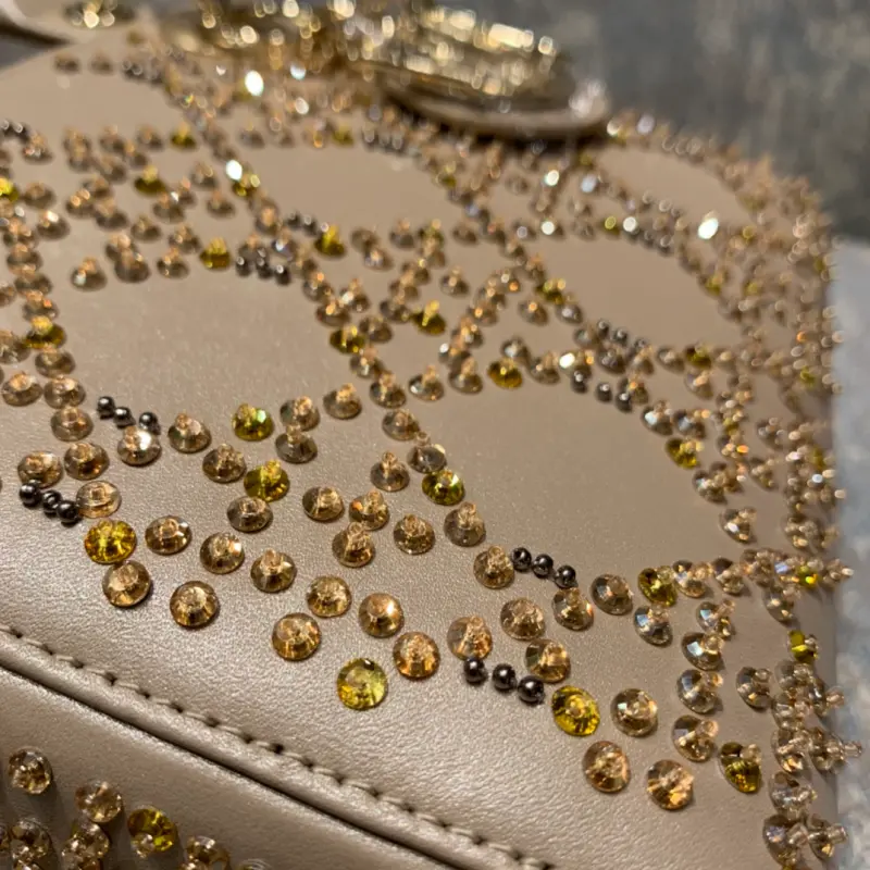 ML131 High Quality Bags - Image 7