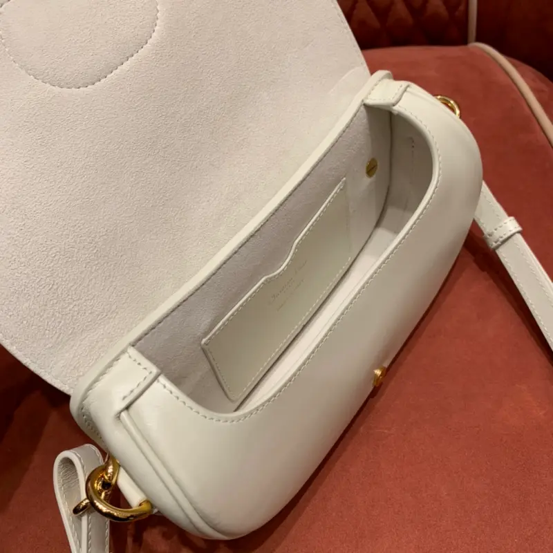 ML119 High Quality Bags - Image 8