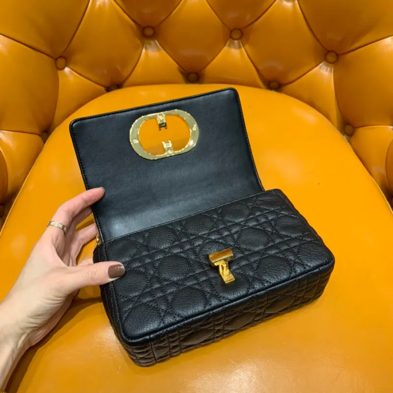 ML102 3 High Quality Bags - Image 7