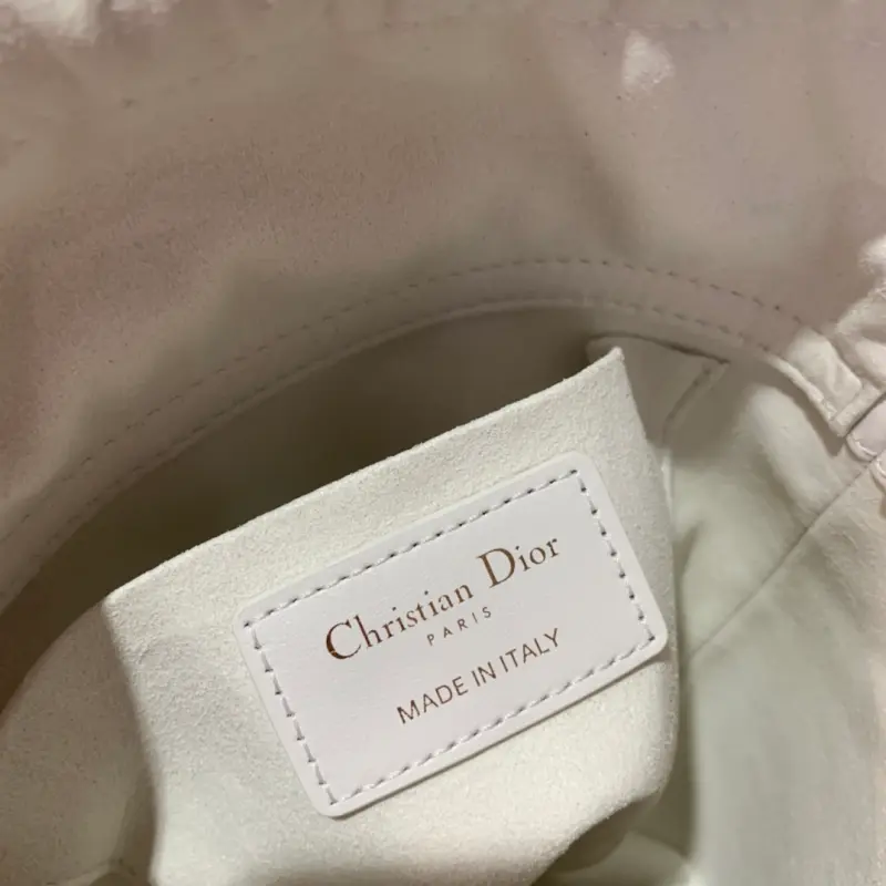 ML97 2 High Quality Bags - Image 8