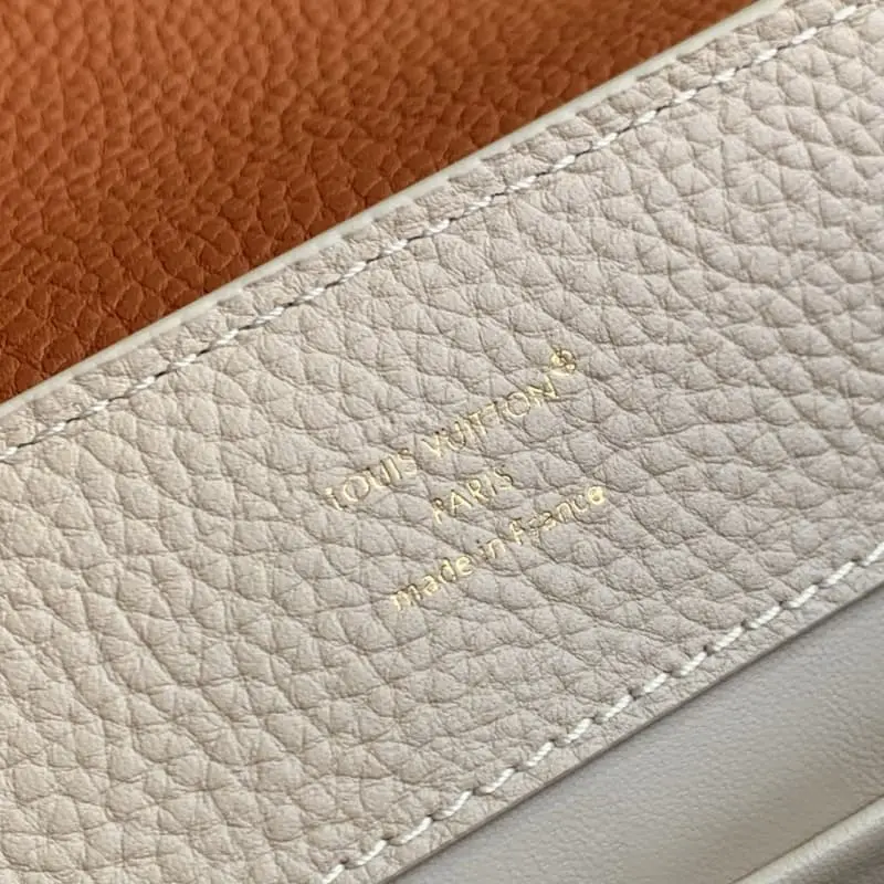 M12956 13.6x8x21cm High Quality Bags - Image 8