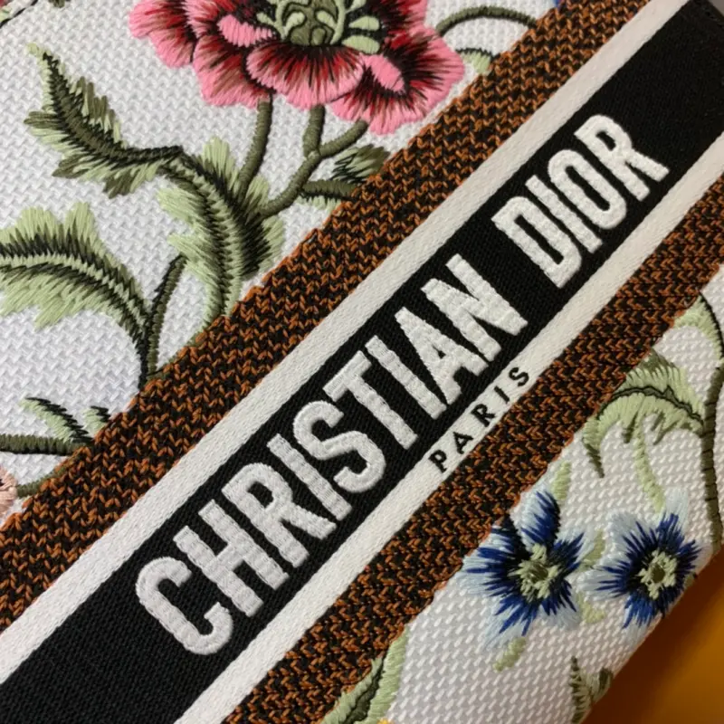 ML53 High Quality Bags - Image 8