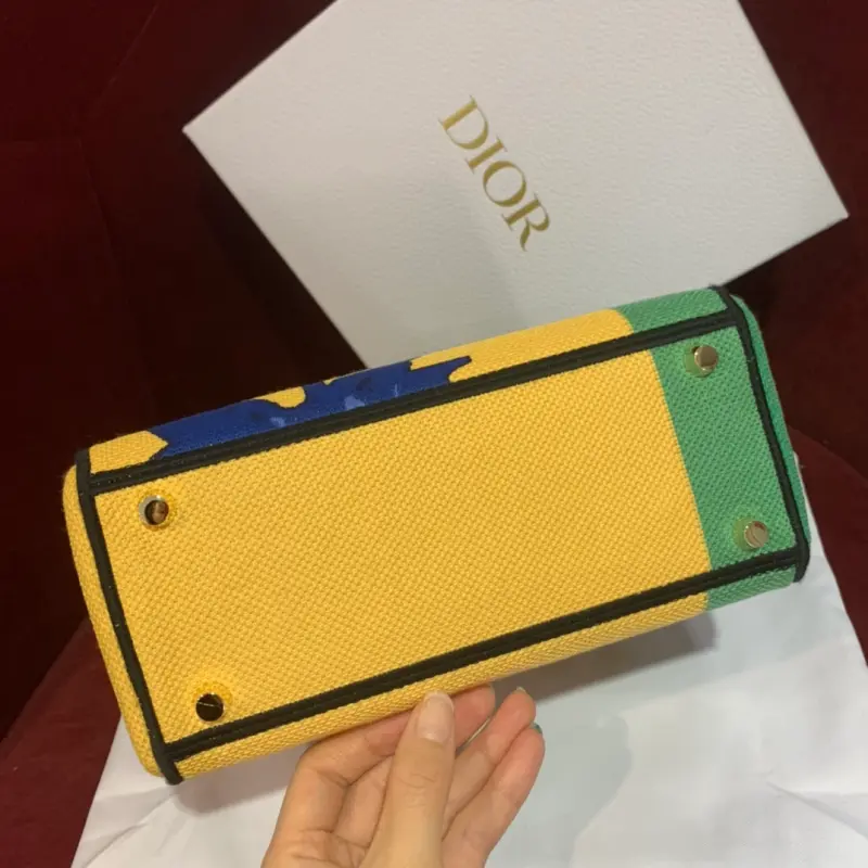 ML51 High Quality Bags - Image 8