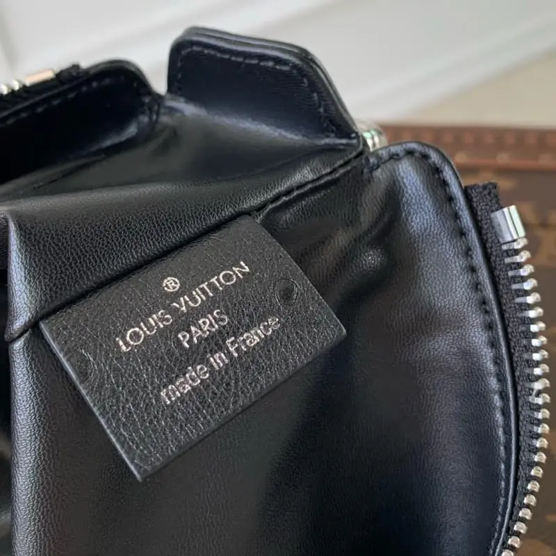 M25445 Black Ostrich 23x12x4cm High Quality Bags - Image 8