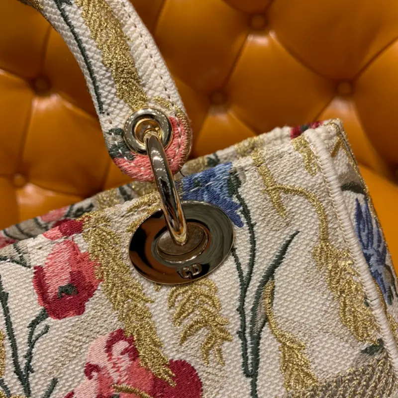 ML38 High Quality Bags - Image 8