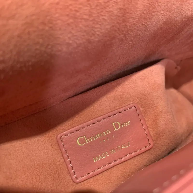 ML16 3 High Quality Bags - Image 8