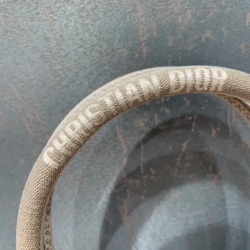 ML11 High Quality Bags - Image 9