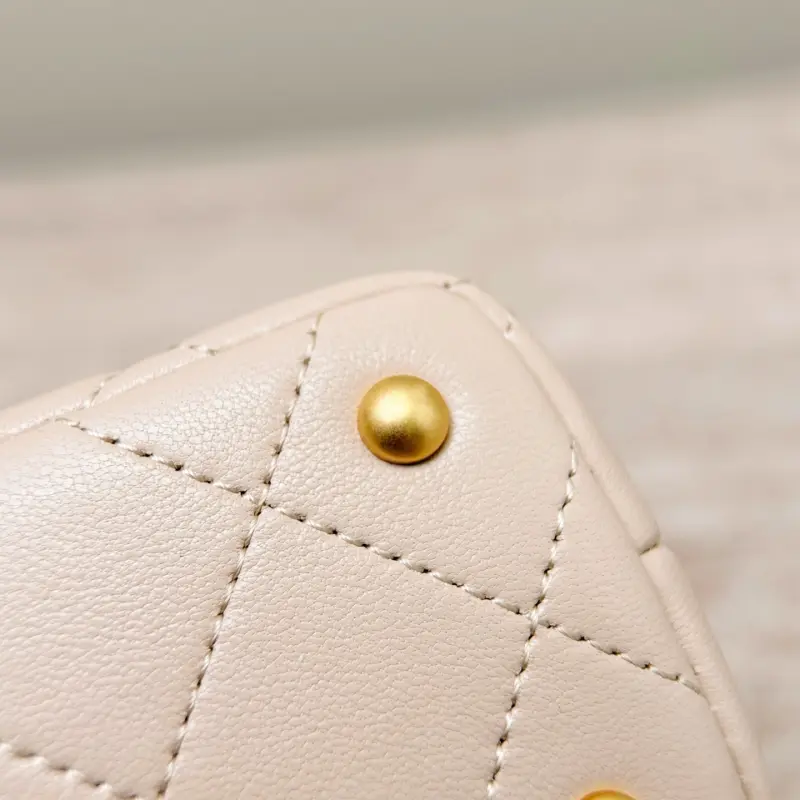 25p Port Cover Pouch 20 CM 1 High Quality Bags - Image 12