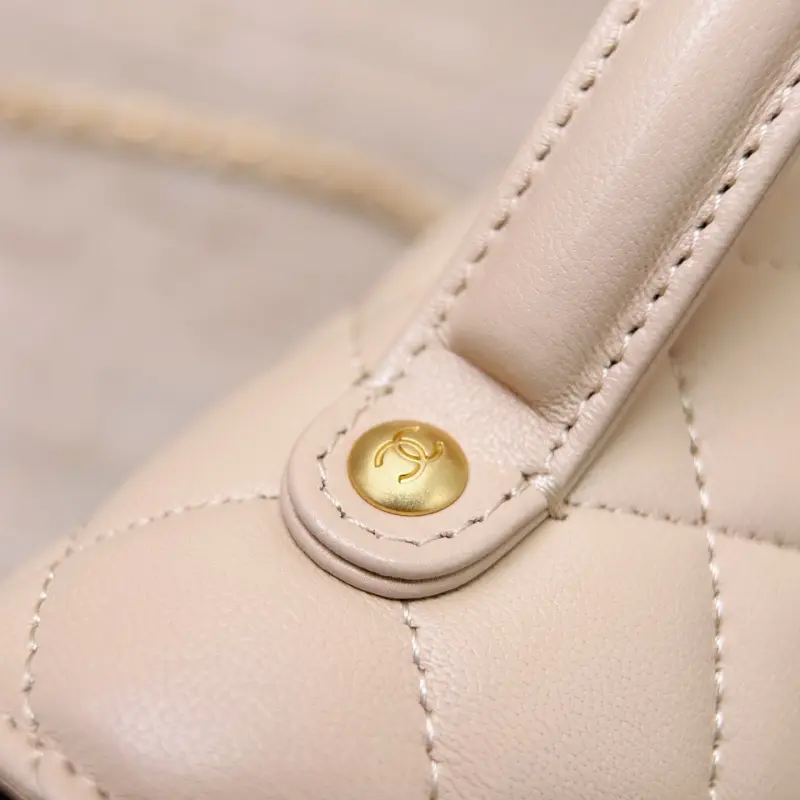 25p Cover 27 High Quality Bags - Image 12