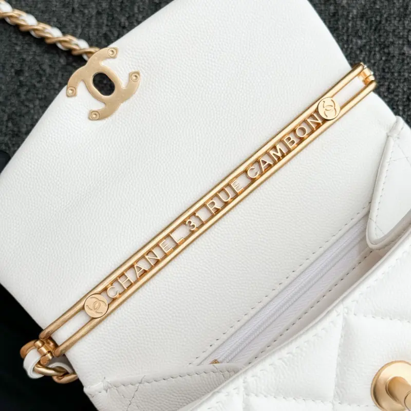 24s Handle Mailman High Quality Bags - Image 12