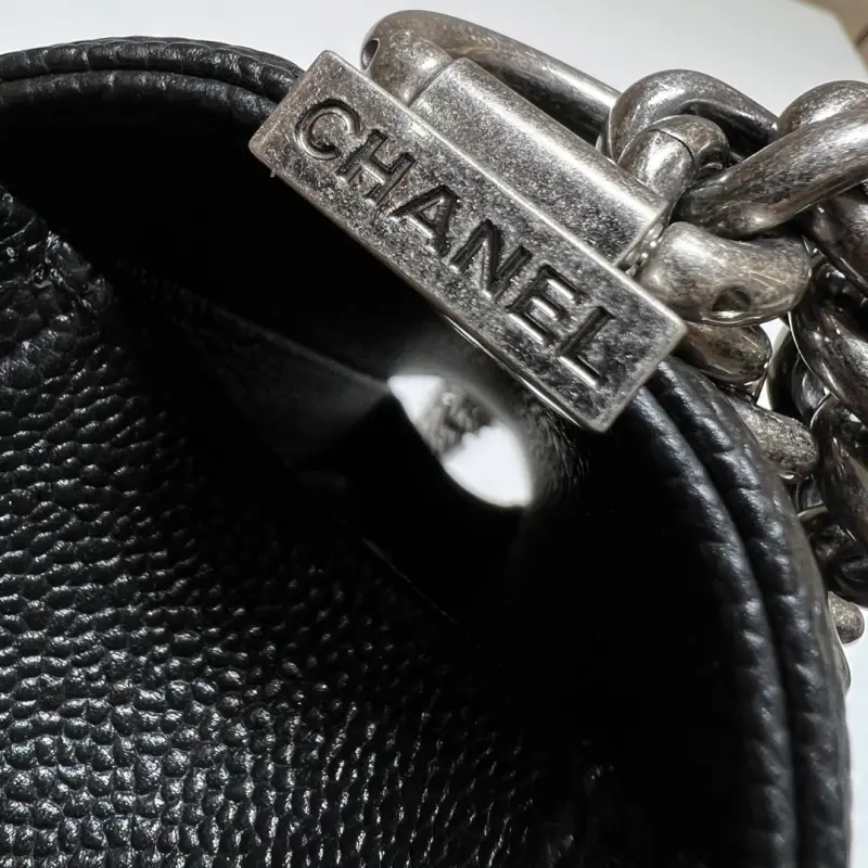 Leboy Medium 25cm Classic CM 1 High Quality Bags - Image 8