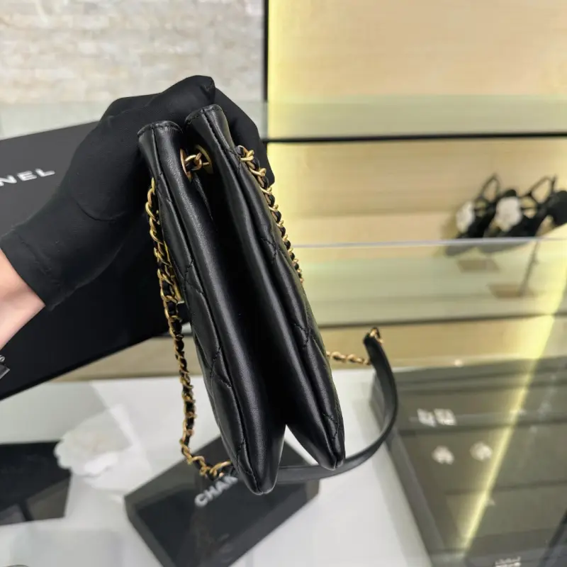 24c Underarm Bag High Quality Bags - Image 12