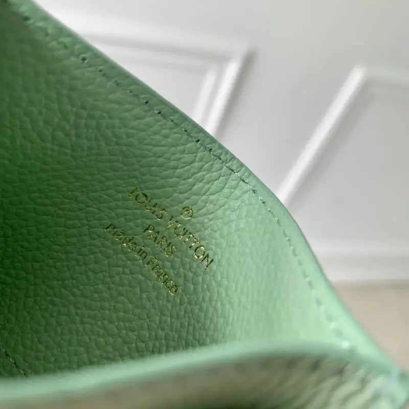 M82172 Green HH103 10.2x7.3x0.3cm High Quality Bags - Image 8