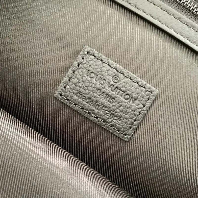 M24777 33x37x13cm High Quality Bags - Image 8