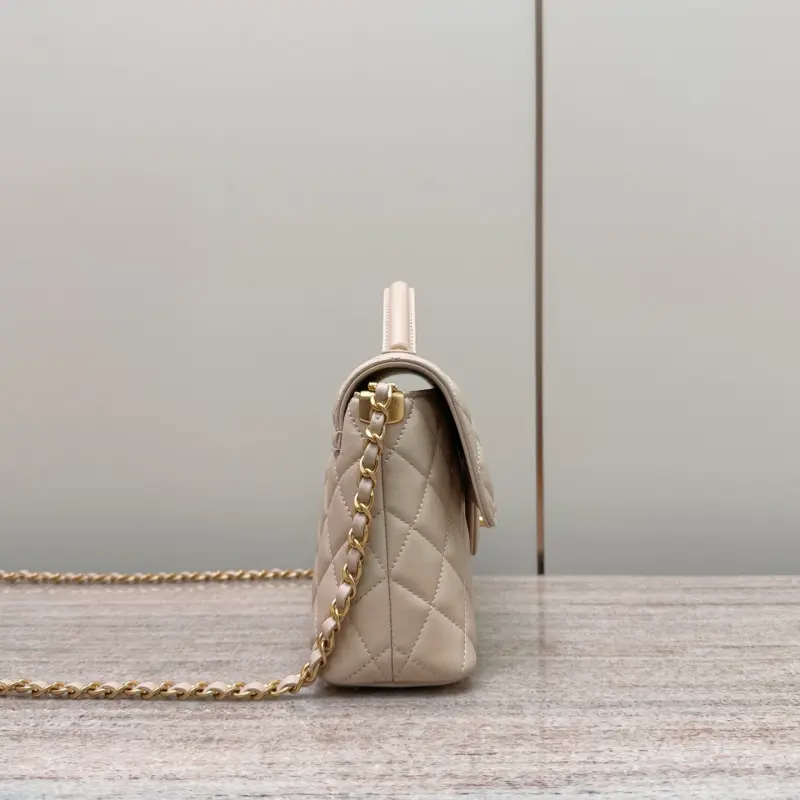 25p Cover 27 High Quality Bags - Image 3