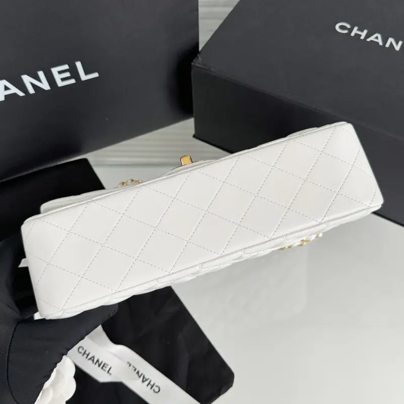 Medium 25cm Sheepskin CM 23 High Quality Bags - Image 4