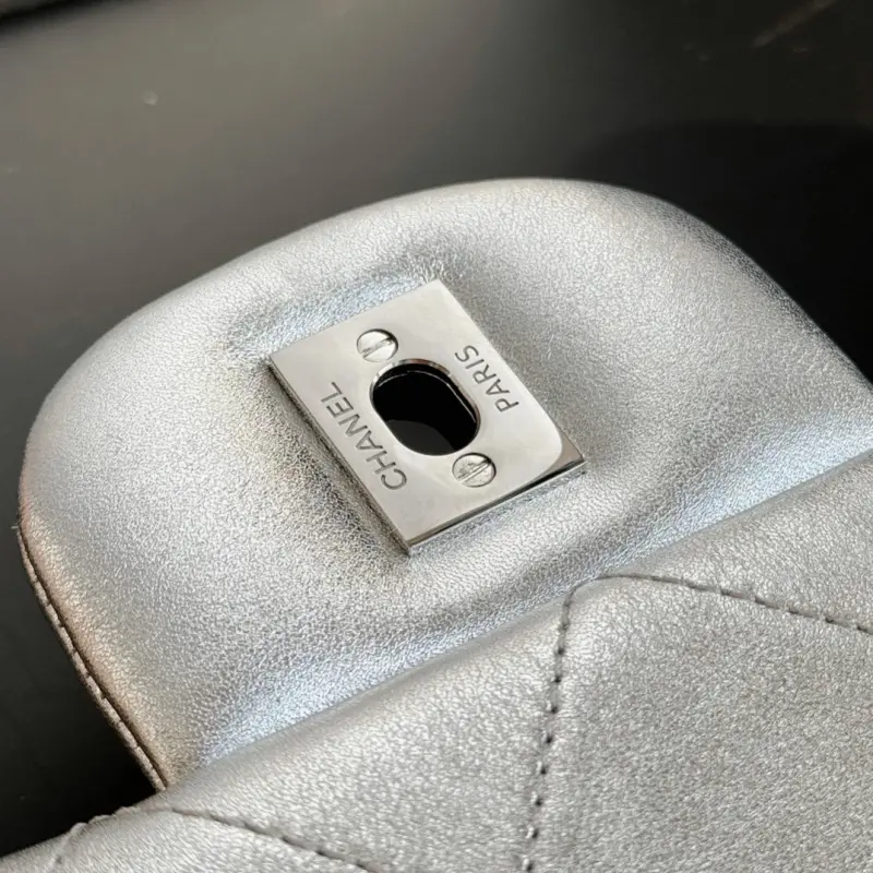 24c Airport Bag High Quality Bags - Image 3