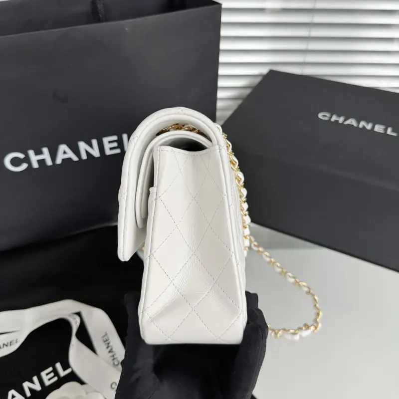 Medium 25cm Sheepskin CM 23 High Quality Bags - Image 3