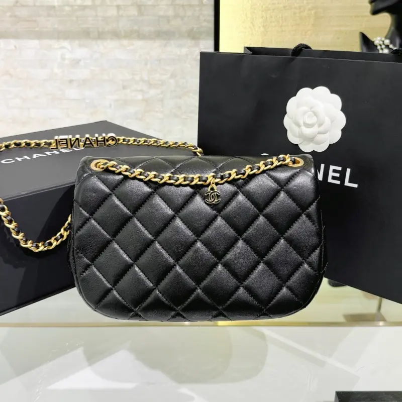 24p Letter Chain Bag High Quality Bags - Image 4