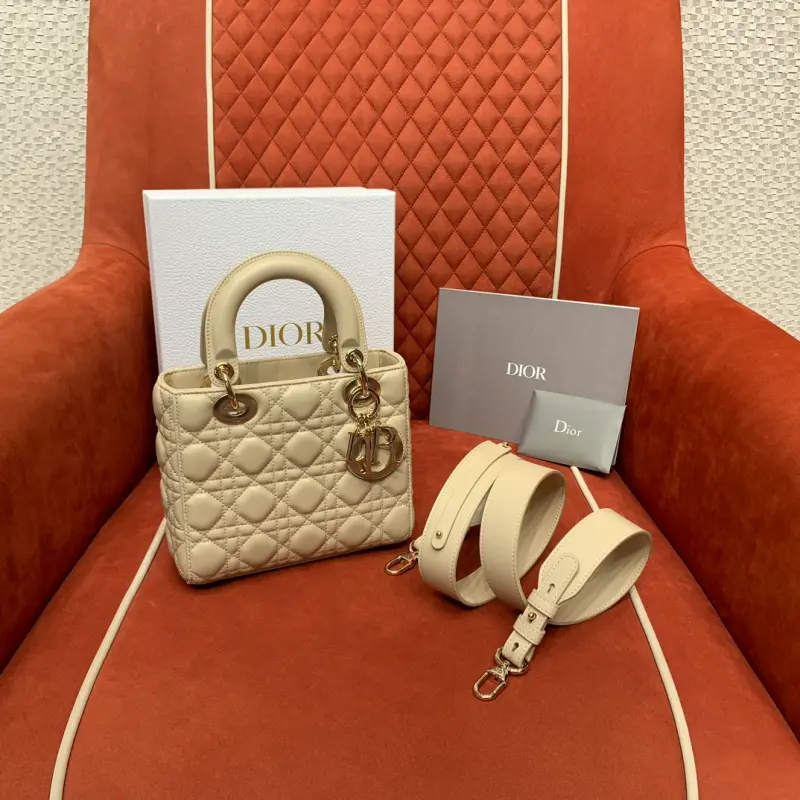 ML237 11 Beige High Quality Bags