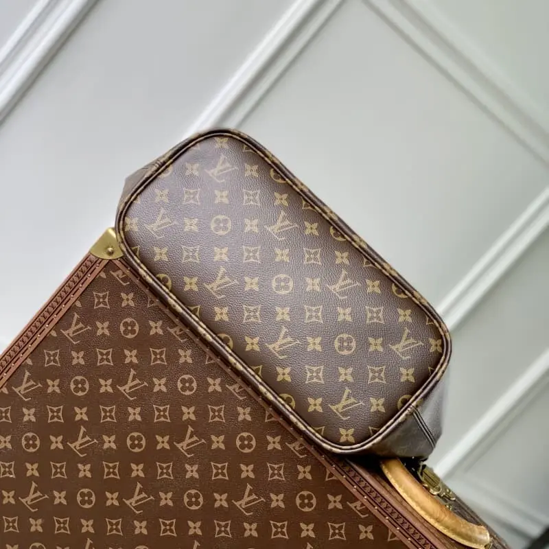 M11946 Black 28x14x31cm High Quality Bags - Image 11