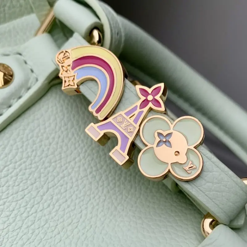 M24605 18x12.5x11cm High Quality Bags - Image 12