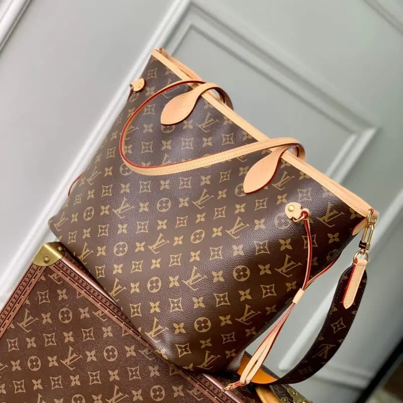 M11947 28x14x31cm High Quality Bags - Image 6