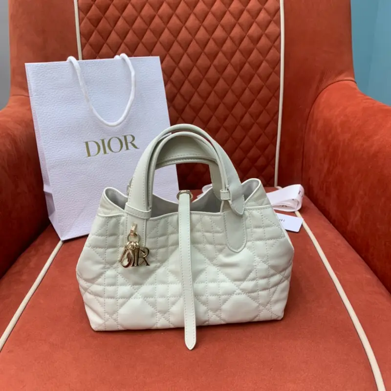 ML176 4 High Quality Bags - Image 2