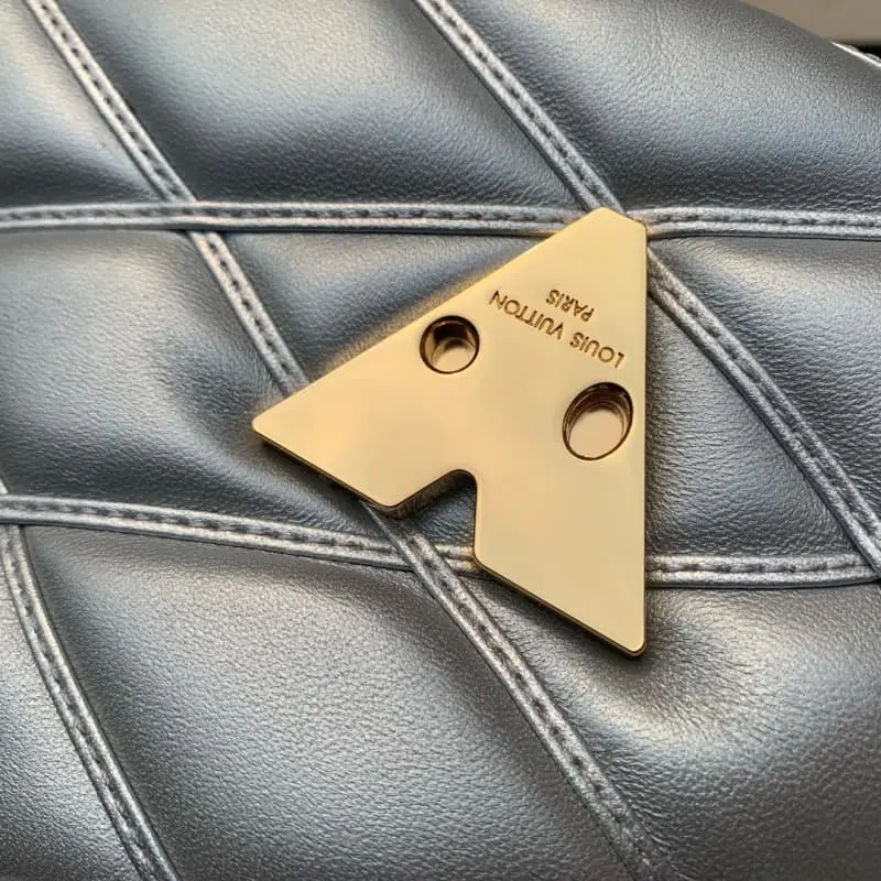 M22891 23x16x10cm High Quality Bags - Image 7