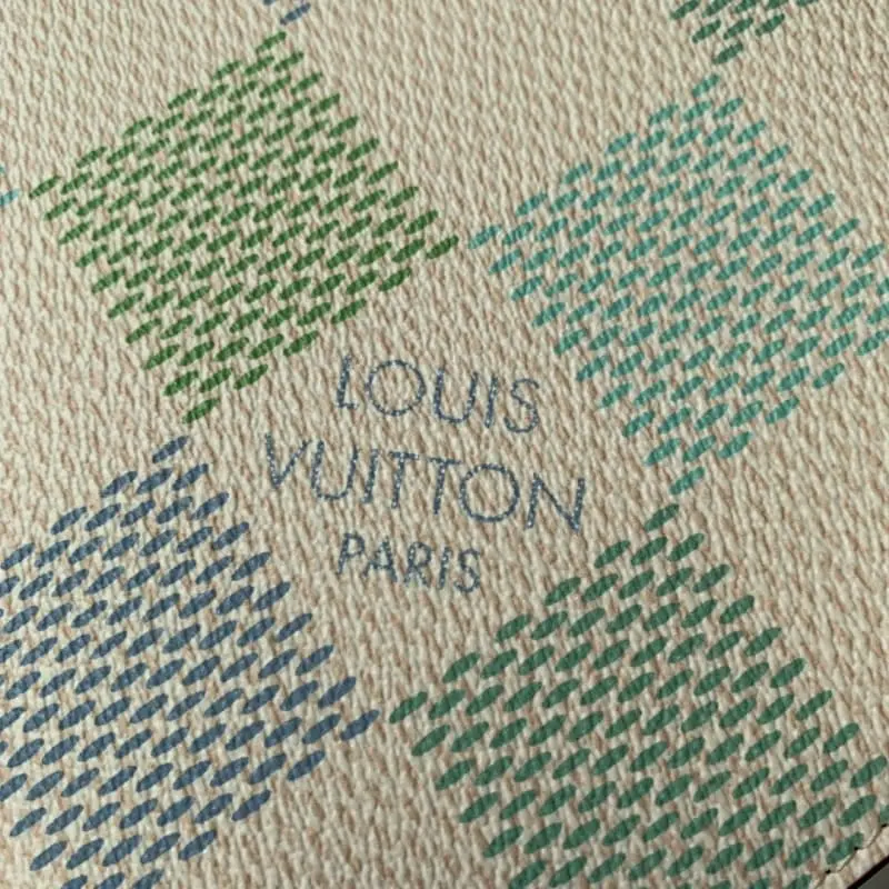 N47542 26x20cm High Quality Bags - Image 6