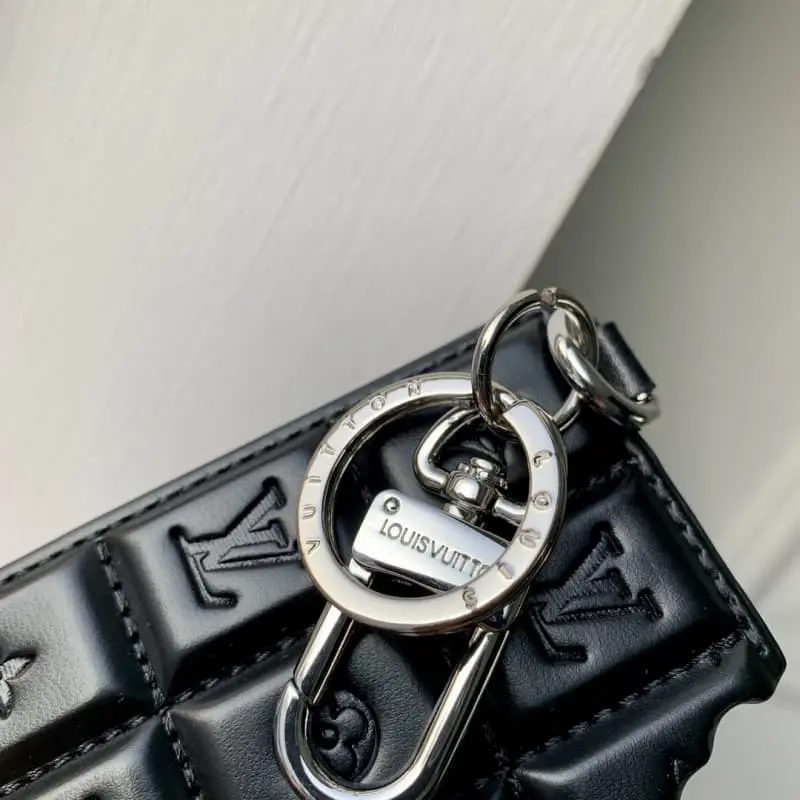 M1111 Pendant S2 High Quality Bags - Image 3