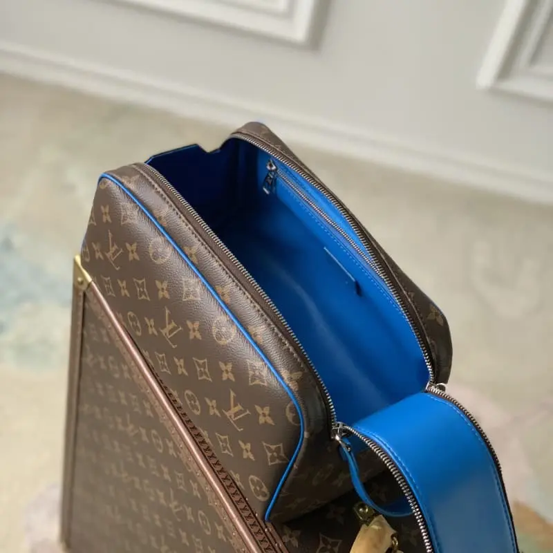 M47528 S2 28x16x13cm High Quality Bags - Image 7