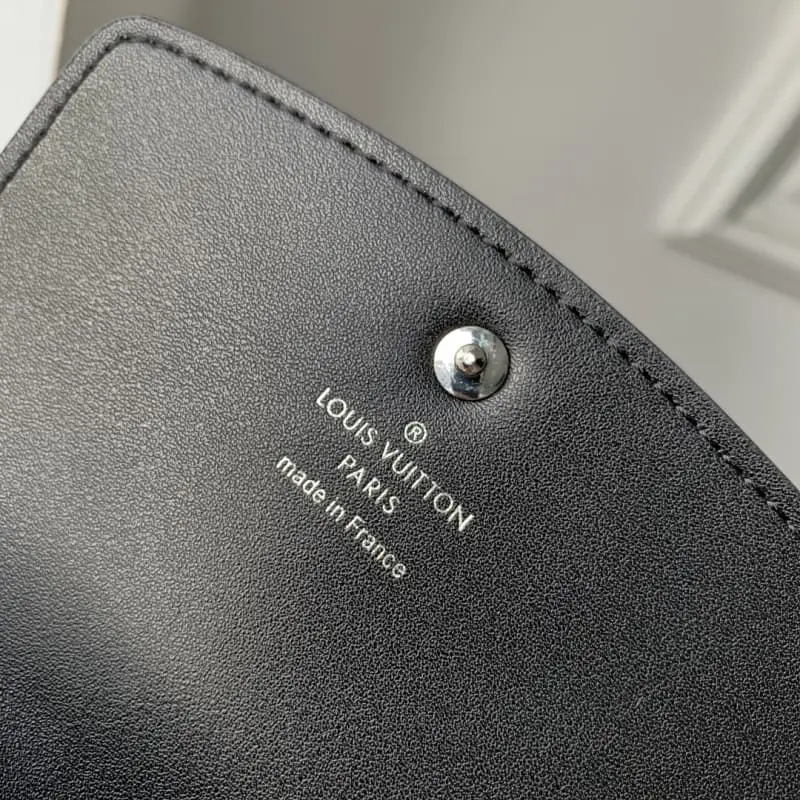 M62542 S3 12x9.5x3cm High Quality Bags - Image 5