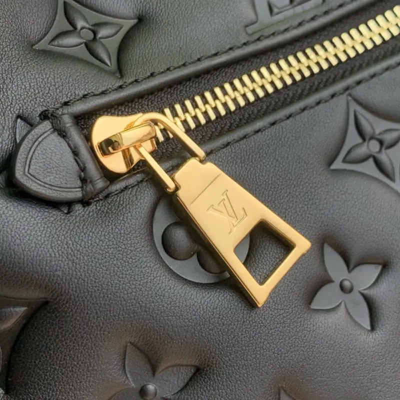 M13357 26x10x21cm High Quality Bags - Image 7