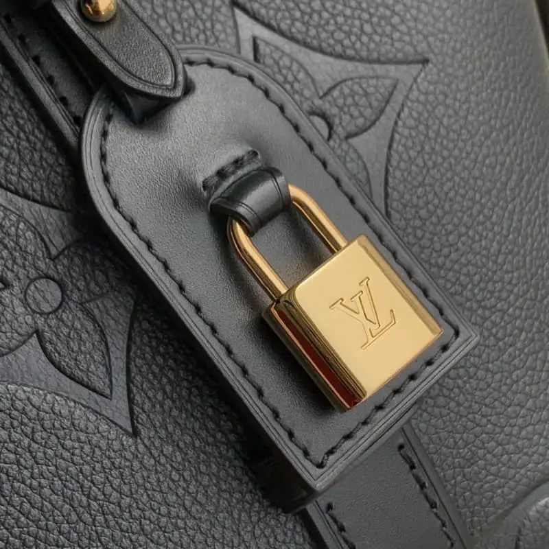 M13480 18x12x16cm High Quality Bags - Image 7