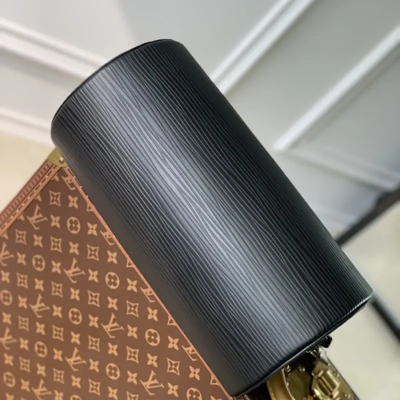 M23092 S2 33x17x17cm High Quality Bags - Image 7