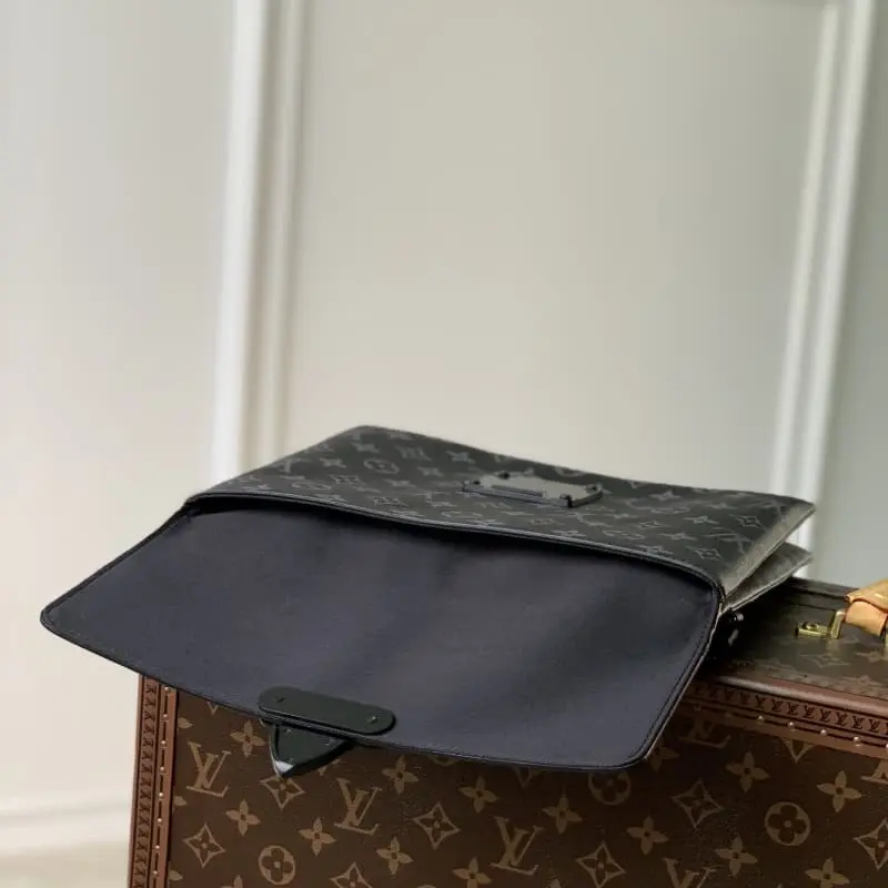 M82598 S1 28x22.5x3.5cm High Quality Bags - Image 7