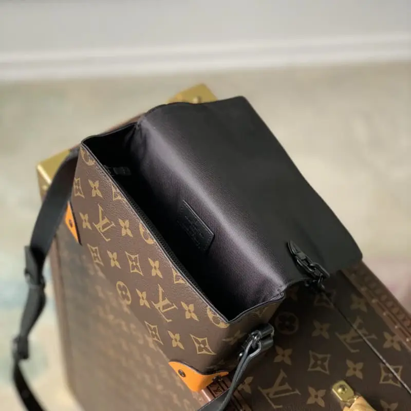 M82534 18x11x6.5cm High Quality Bags - Image 7