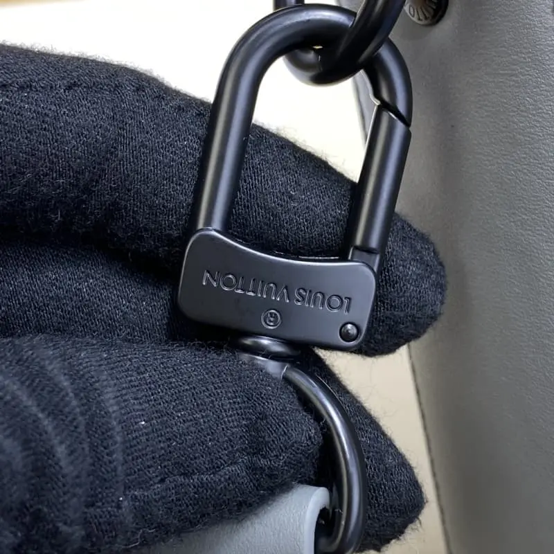 M46104 26x18.5x5cm High Quality Bags - Image 7